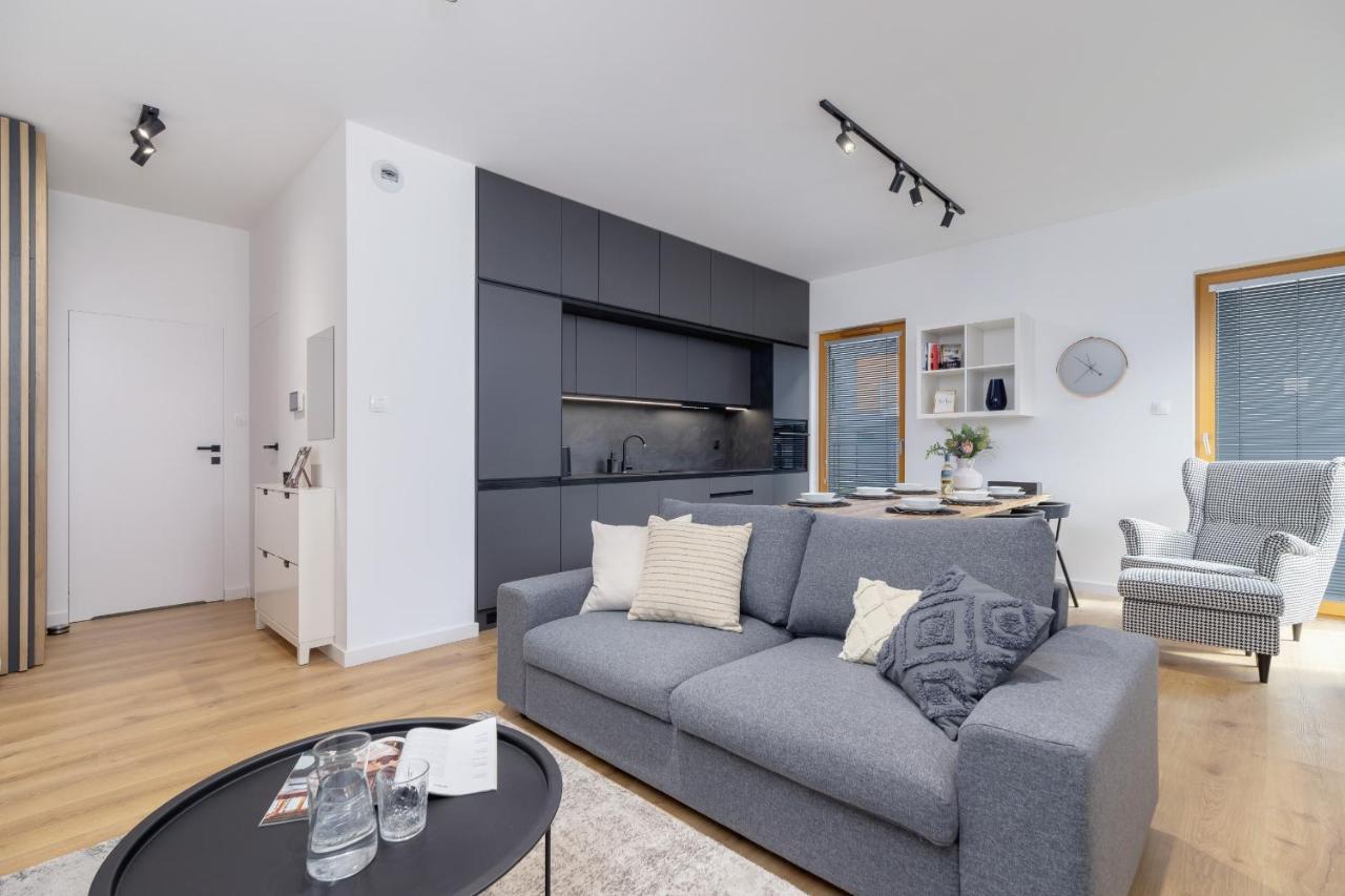 Luxurious Apartment Rakowicka Krakow By Renters Prestige Bagian luar foto